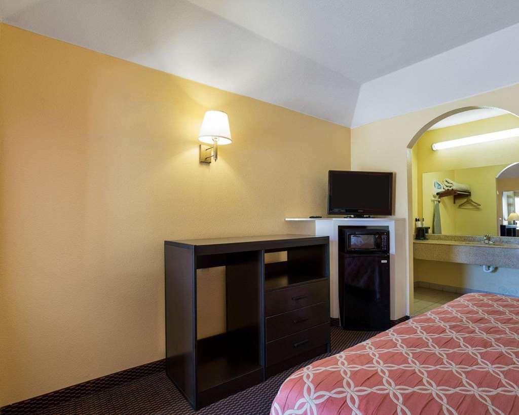 Rodeway Inn & Suites Humble Chambre photo